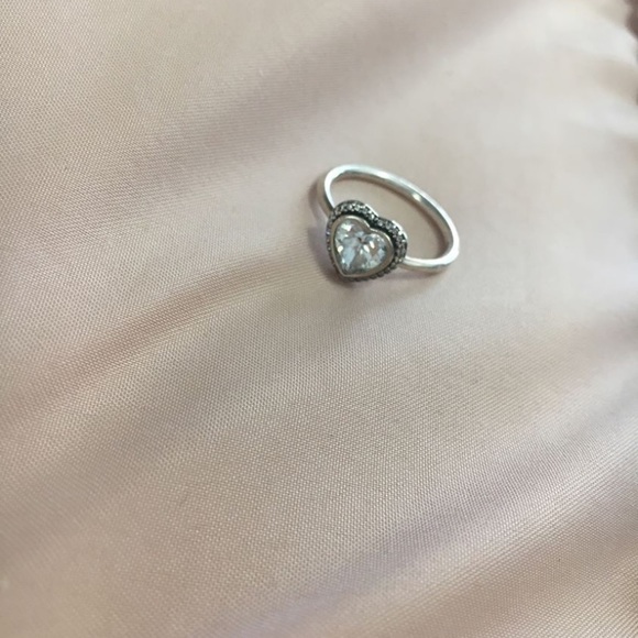 Authentic pandora ring - Picture 2 of 4